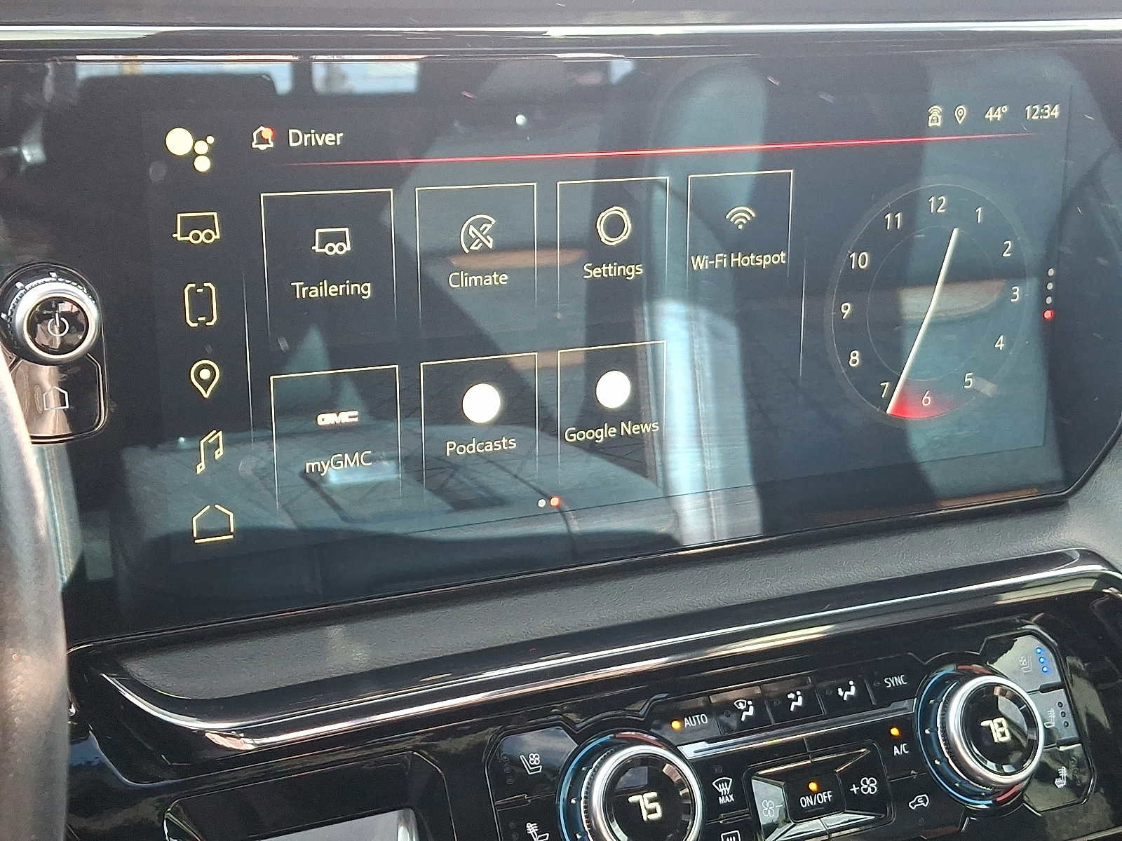 Used 2022 GMC Sierra 1500 AT4 w/ AT4 Premium Package image 27