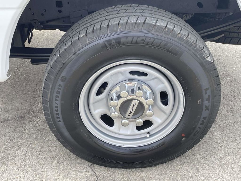 Used 2026 Ford F250 XL w/ XL Driver Assist Package image 9