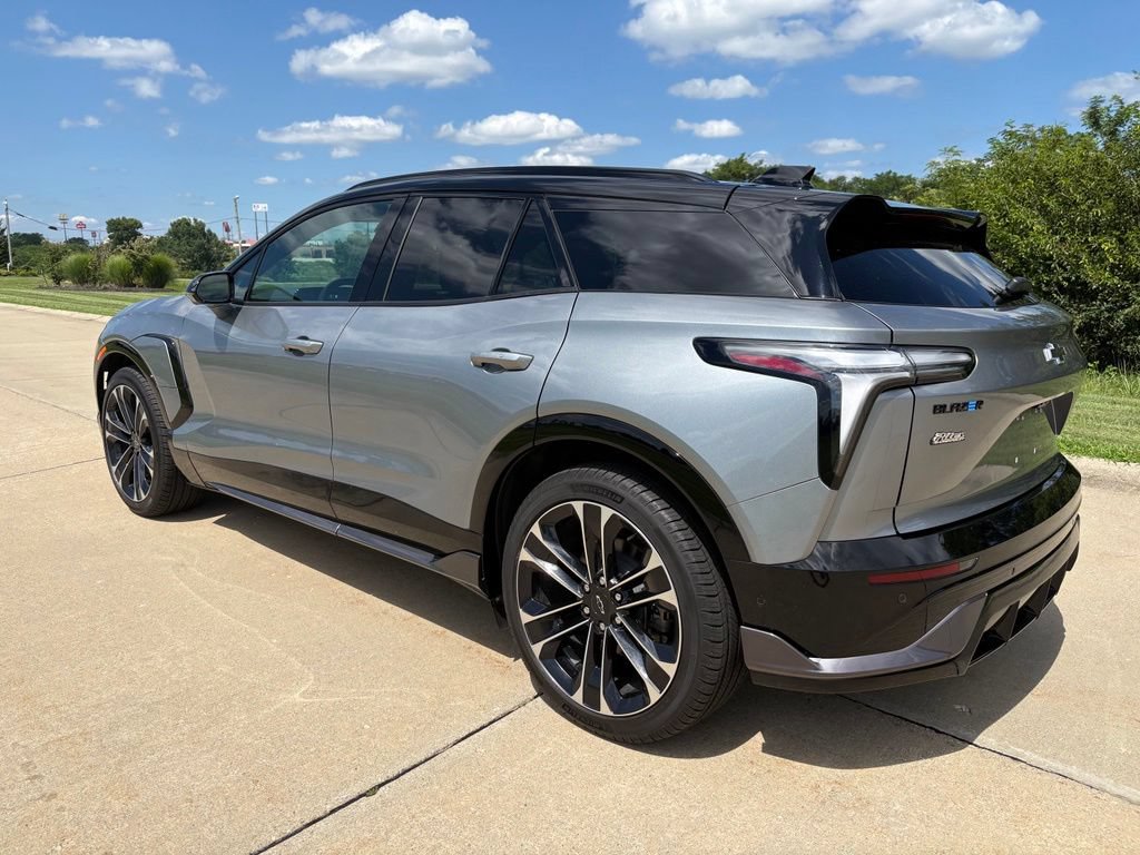 Used 2025 Chevrolet Blazer EV SS AWD/4WD image 4
