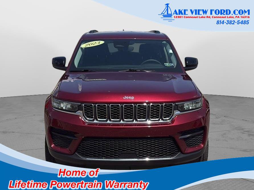 Used 2023 Jeep Grand Cherokee Laredo image 6