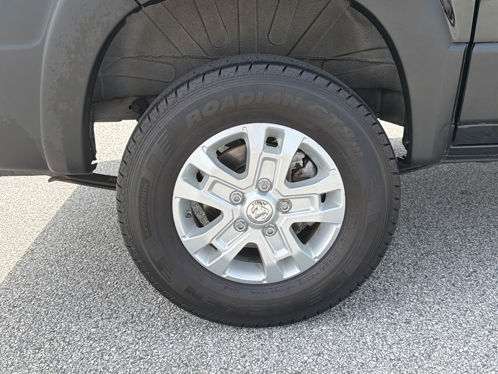 Used 2023 RAM ProMaster 1500 w/ Premium Appearance Group image 16