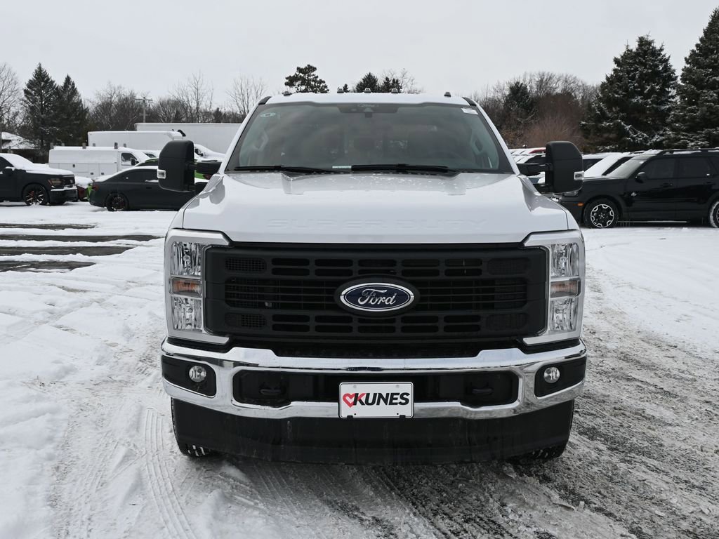 New 2026 Ford F350 XL w/ XL Chrome Package image 3