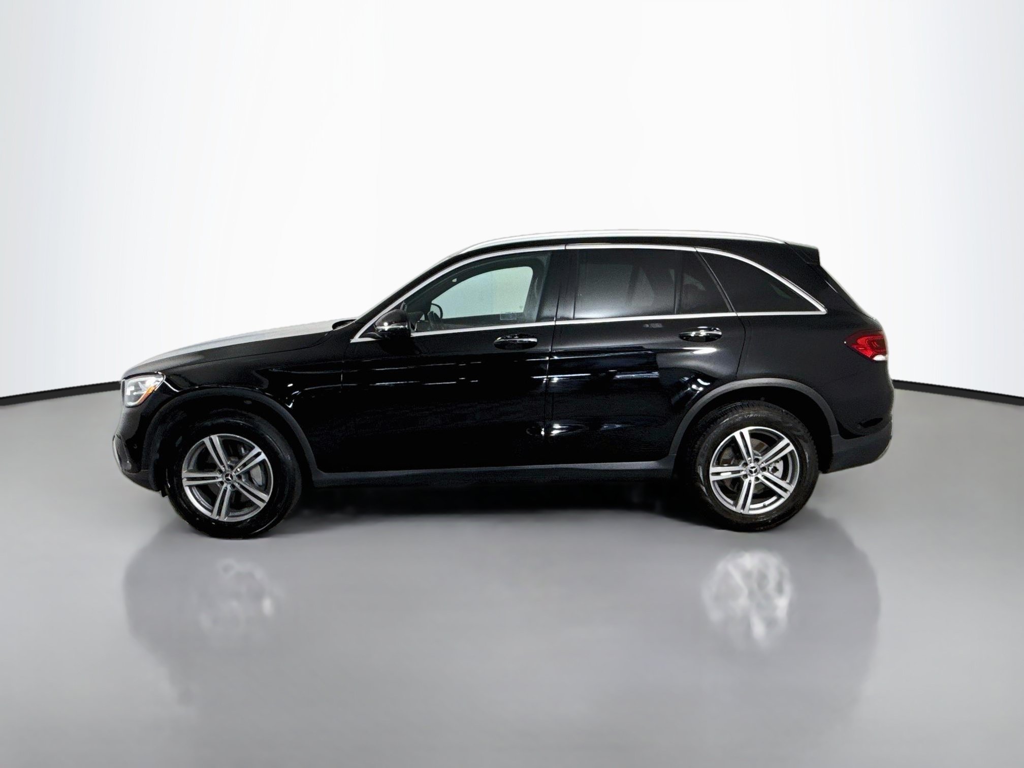 Used 2022 Mercedes-Benz GLC 300 4MATIC image 6