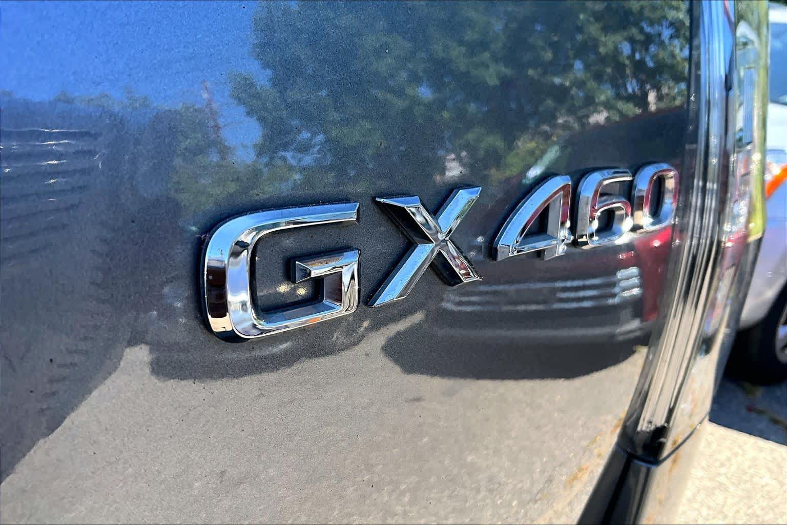 Used 2023 Lexus GX 460 Premium w/ Premium Package AWD/4WD image 10