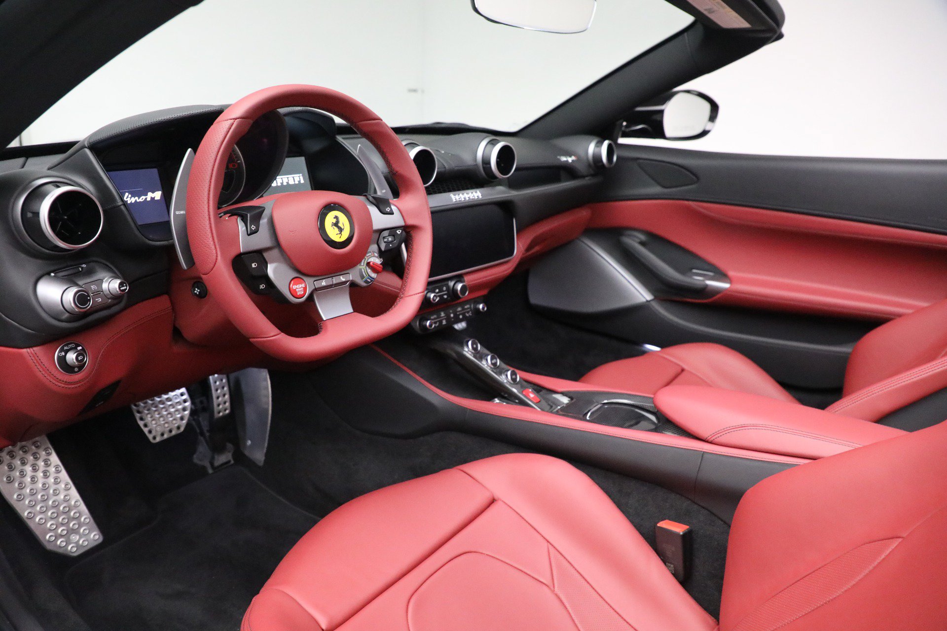 Certified 2023 Ferrari Portofino M RWD image 20