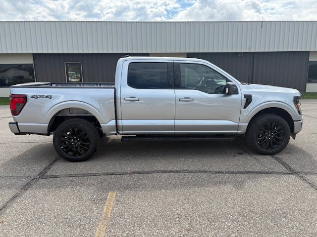 New 2025 Ford F150 XLT image 4