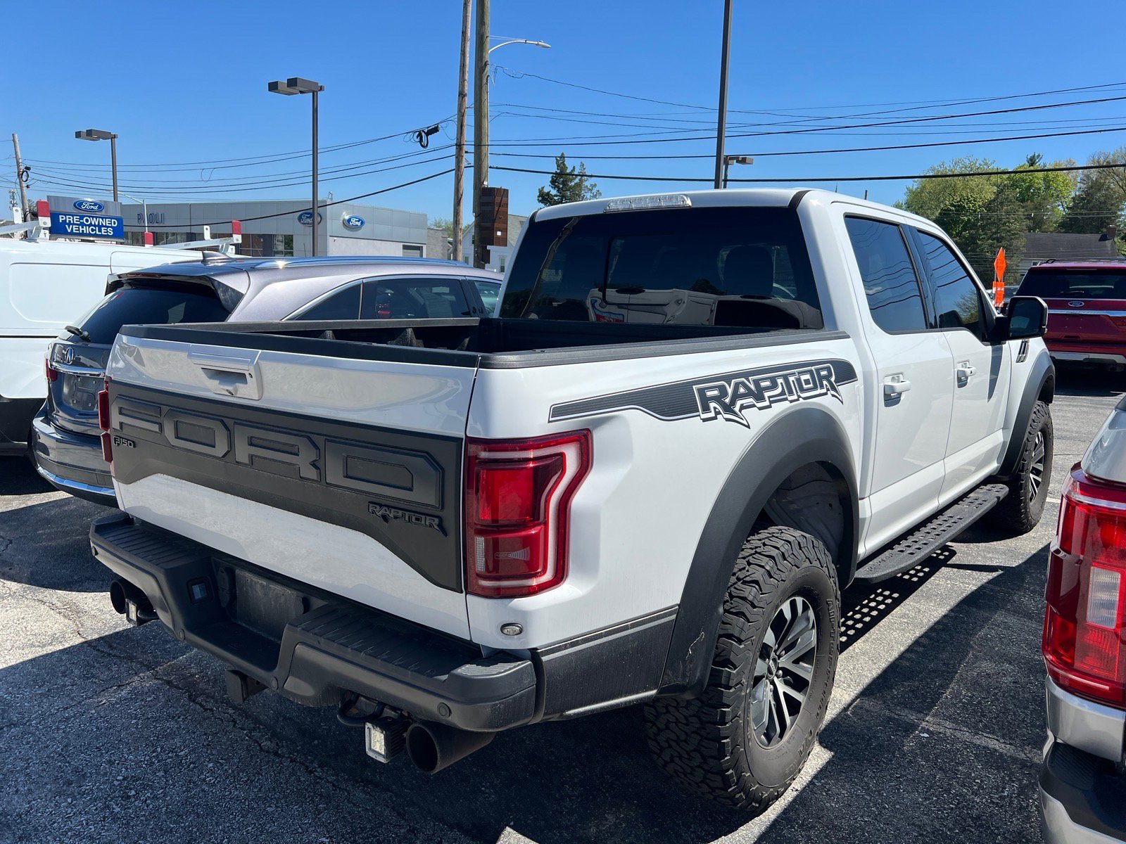 Used 2019 Ford F150 Raptor w/ Equipment Group 802A Luxury AWD/4WD image 6