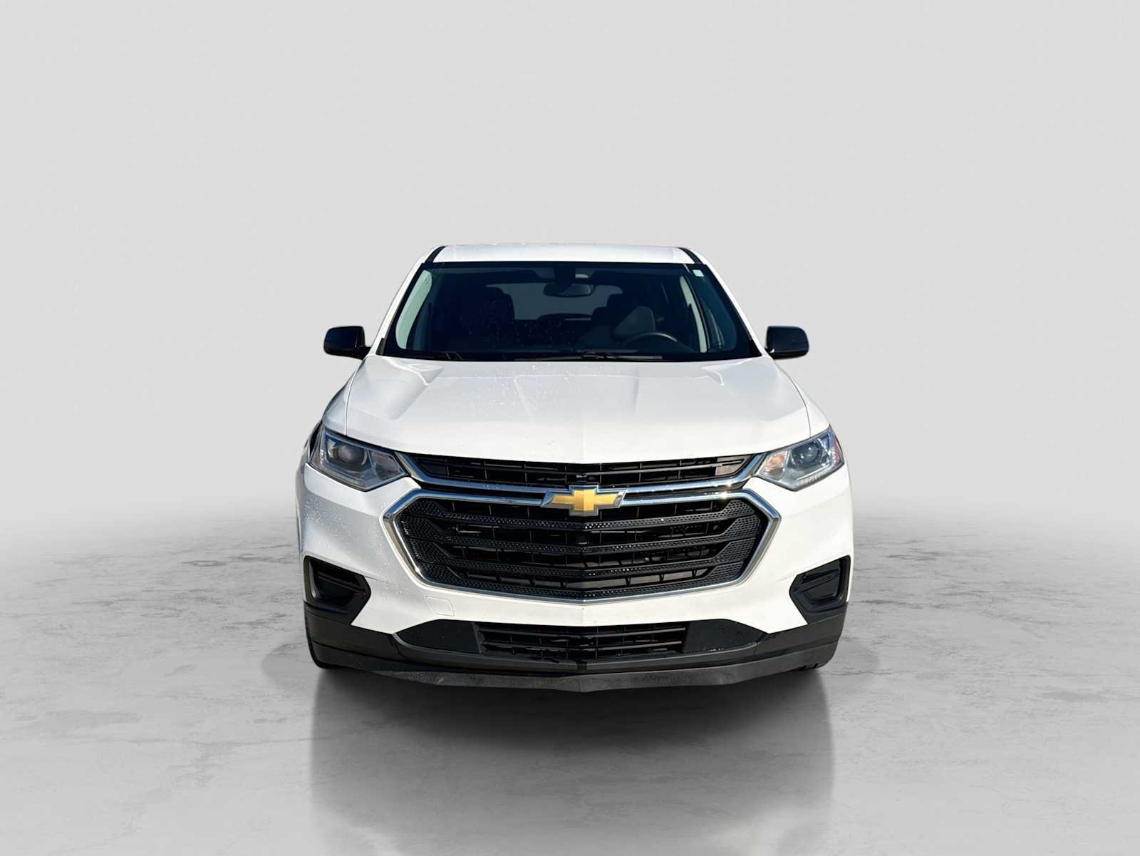 Used 2018 Chevrolet Traverse LS w/ LPO, Floor Liner Package FWD image 9