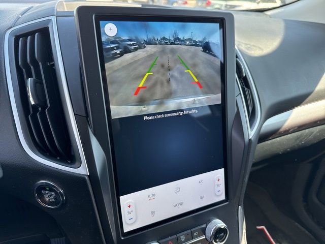 Used 2024 Ford Edge SE image 22