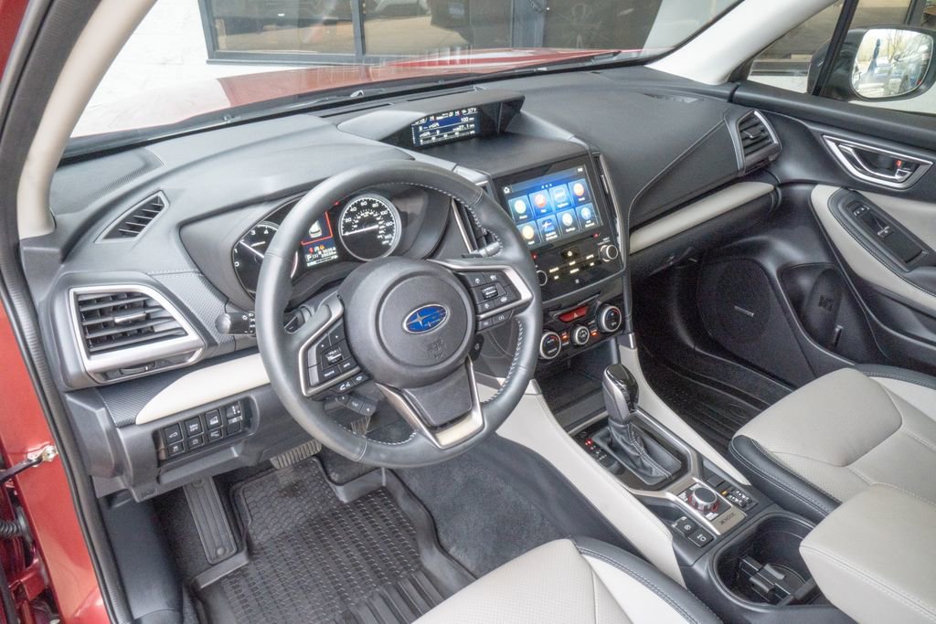 Used 2022 Subaru Forester Limited w/ Popular Package #3 image 9