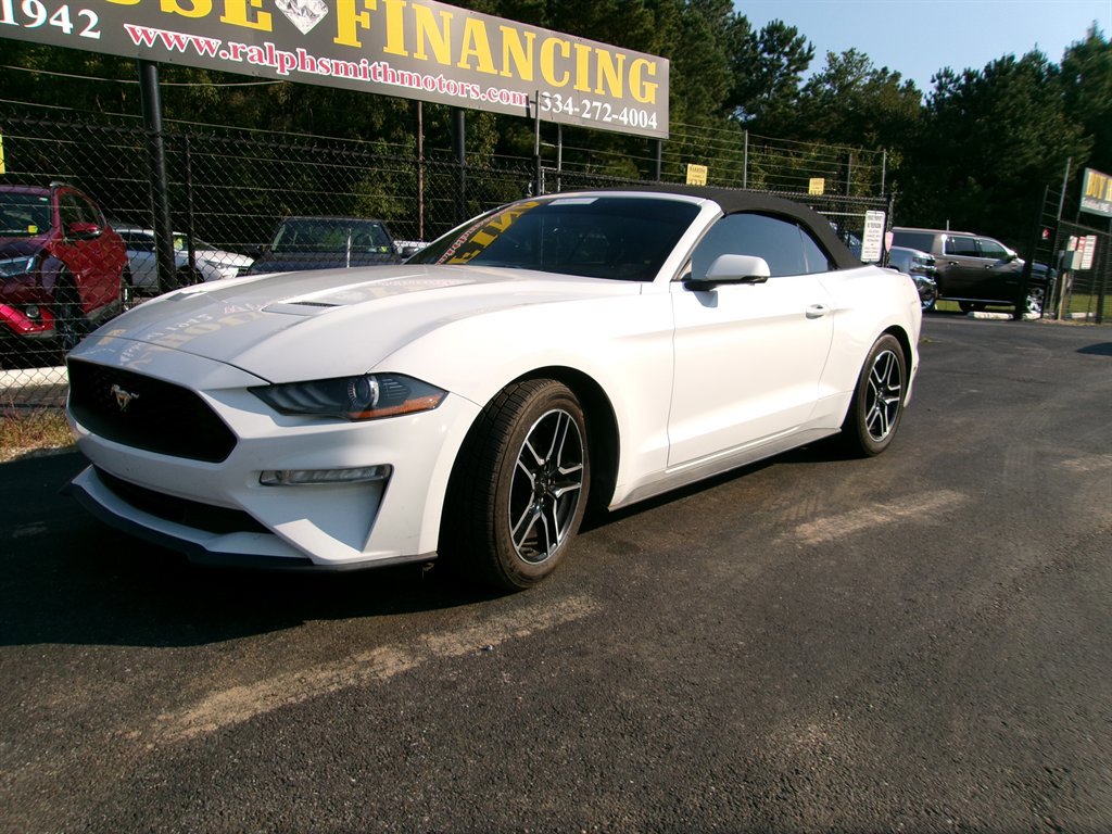 Used 2019 Ford Mustang Premium image 2