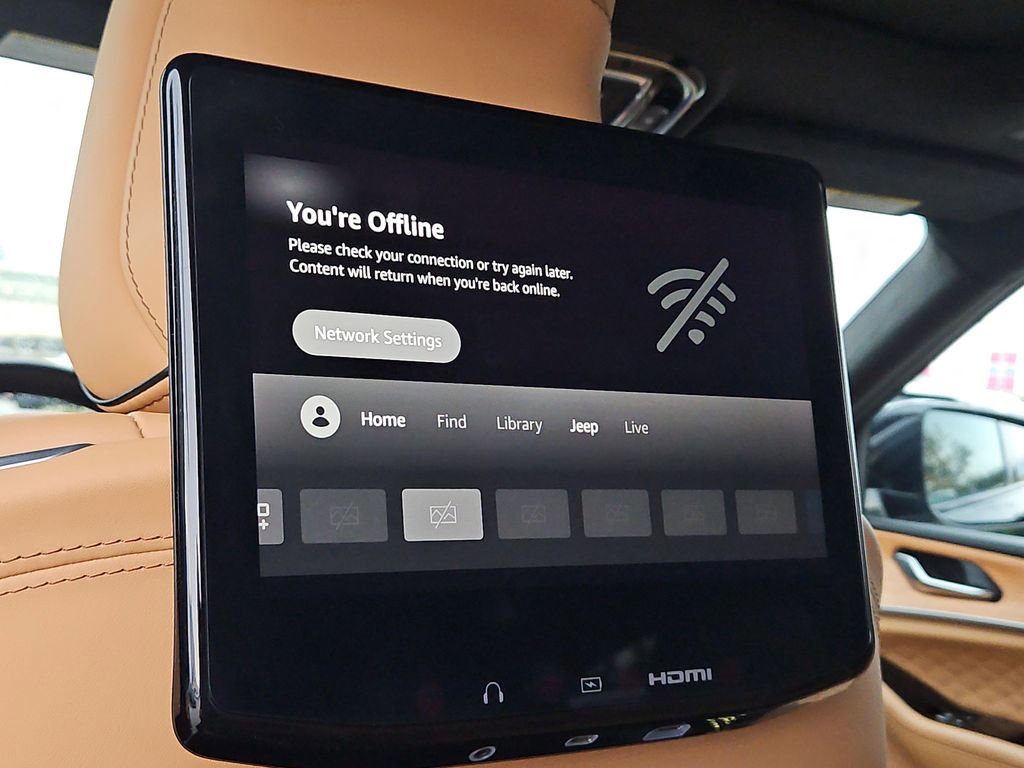 Used 2024 Jeep Grand Cherokee L Summit image 23