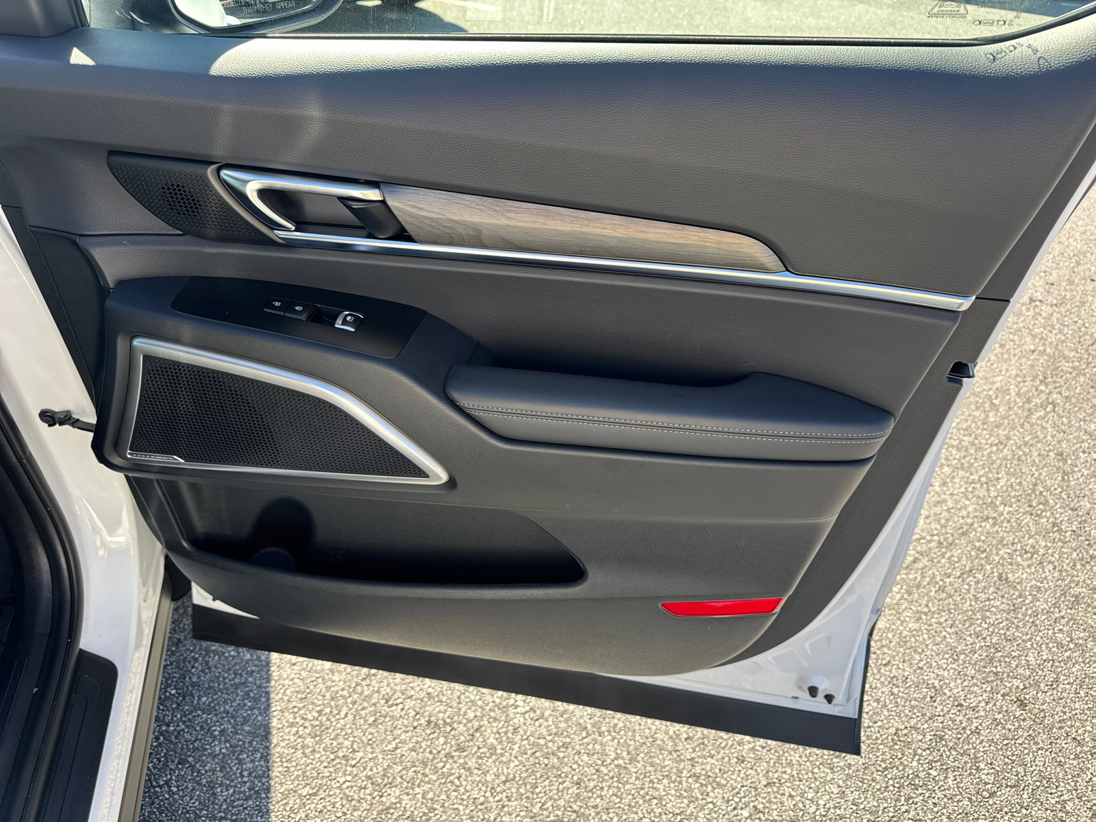 Used 2024 Kia Telluride EX X-Line image 14