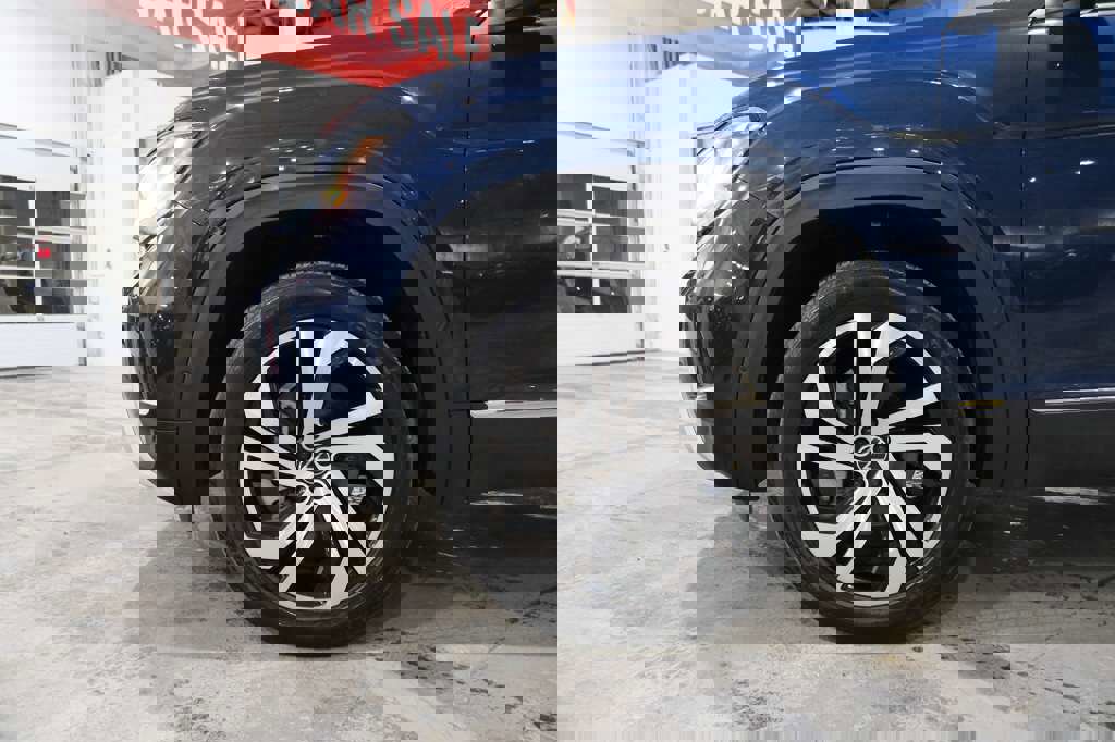 Used 2021 Volkswagen Atlas SEL Premium image 5