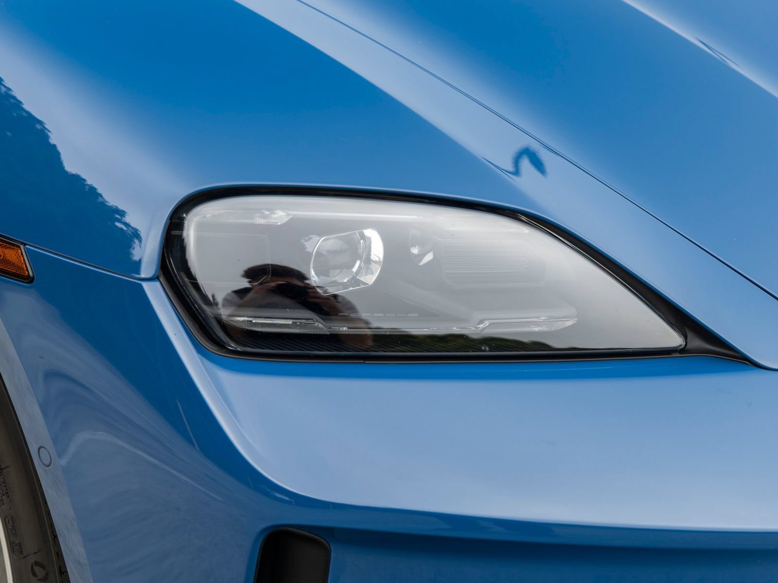 Certified 2025 Porsche Taycan RWD image 15