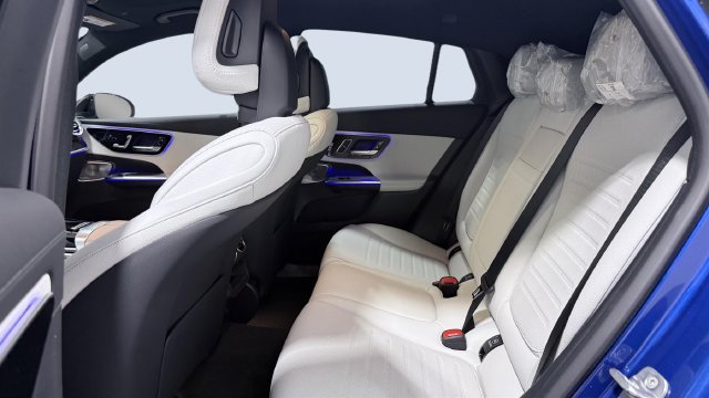 New 2027 Mercedes-Benz GLC 300 4MATIC image 7