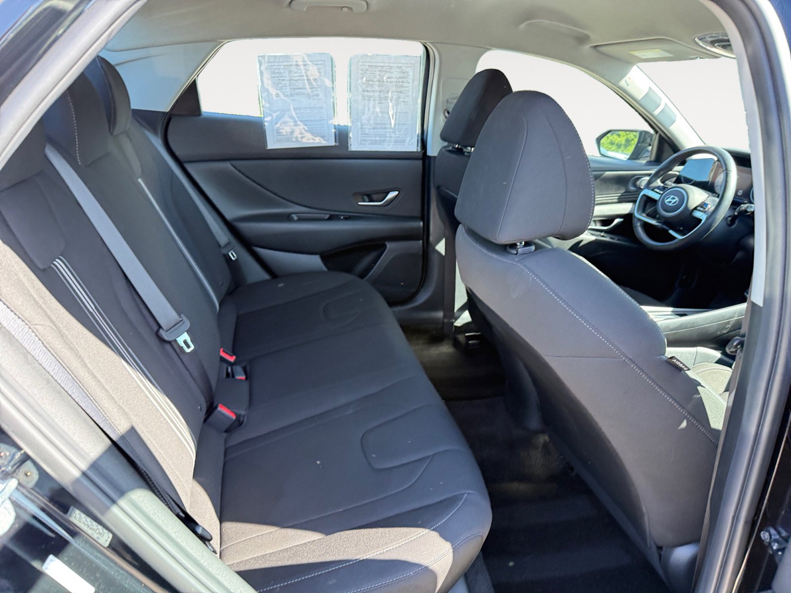 Certified 2023 Hyundai Elantra SEL w/ Convenience Package FWD image 18