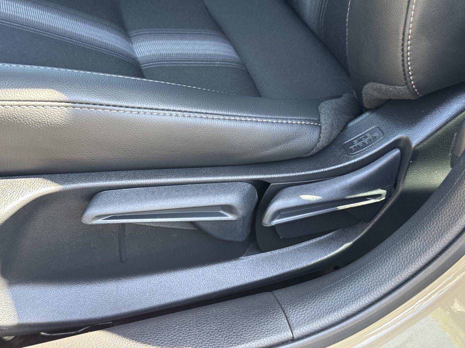 Certified 2025 Honda Civic Sport image 24