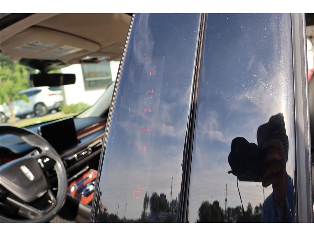 Used 2020 Lincoln Aviator Reserve w/ Equipment Group 202A AWD/4WD image 51