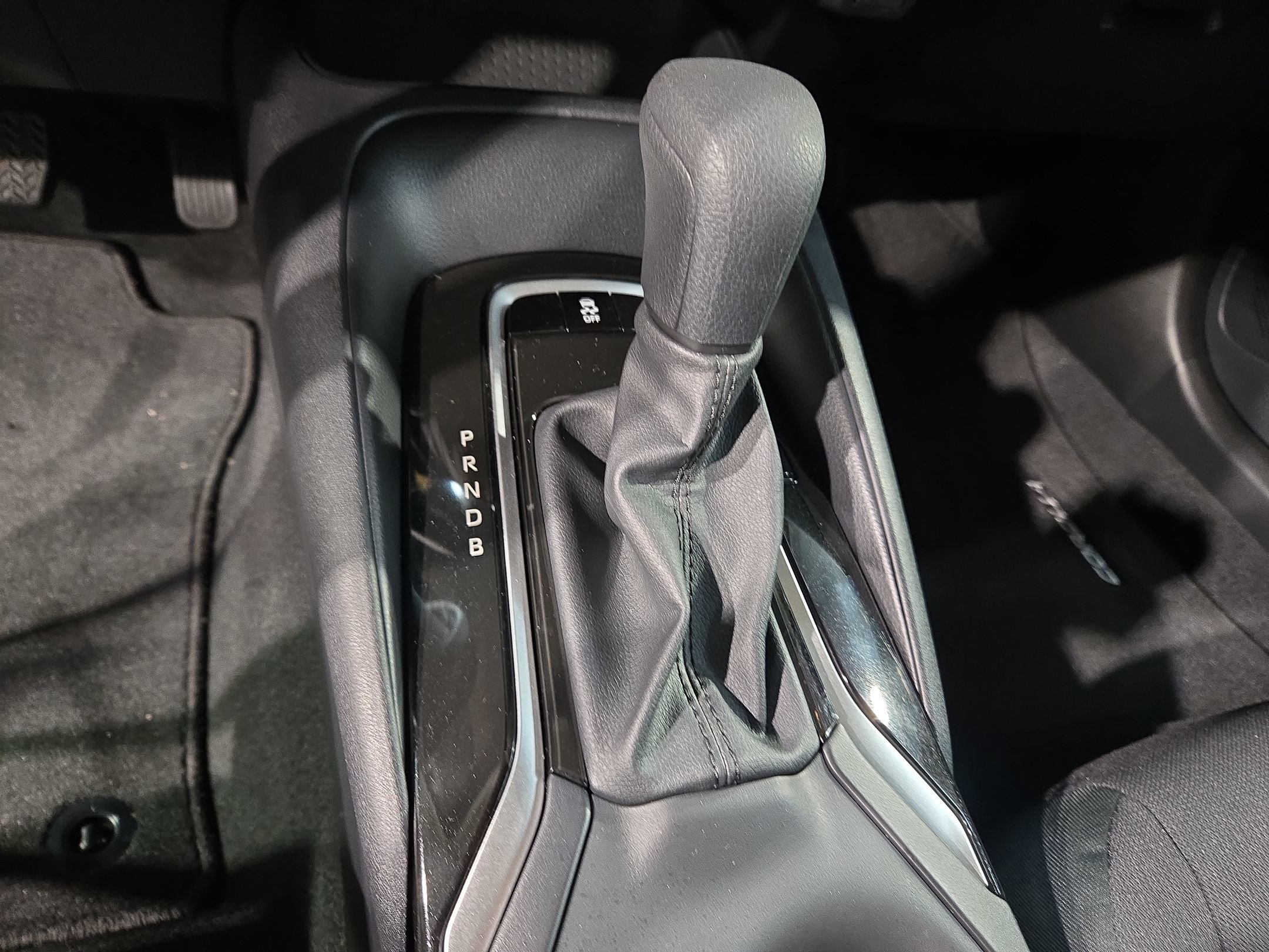 New 2027 Toyota Corolla LE FWD image 21