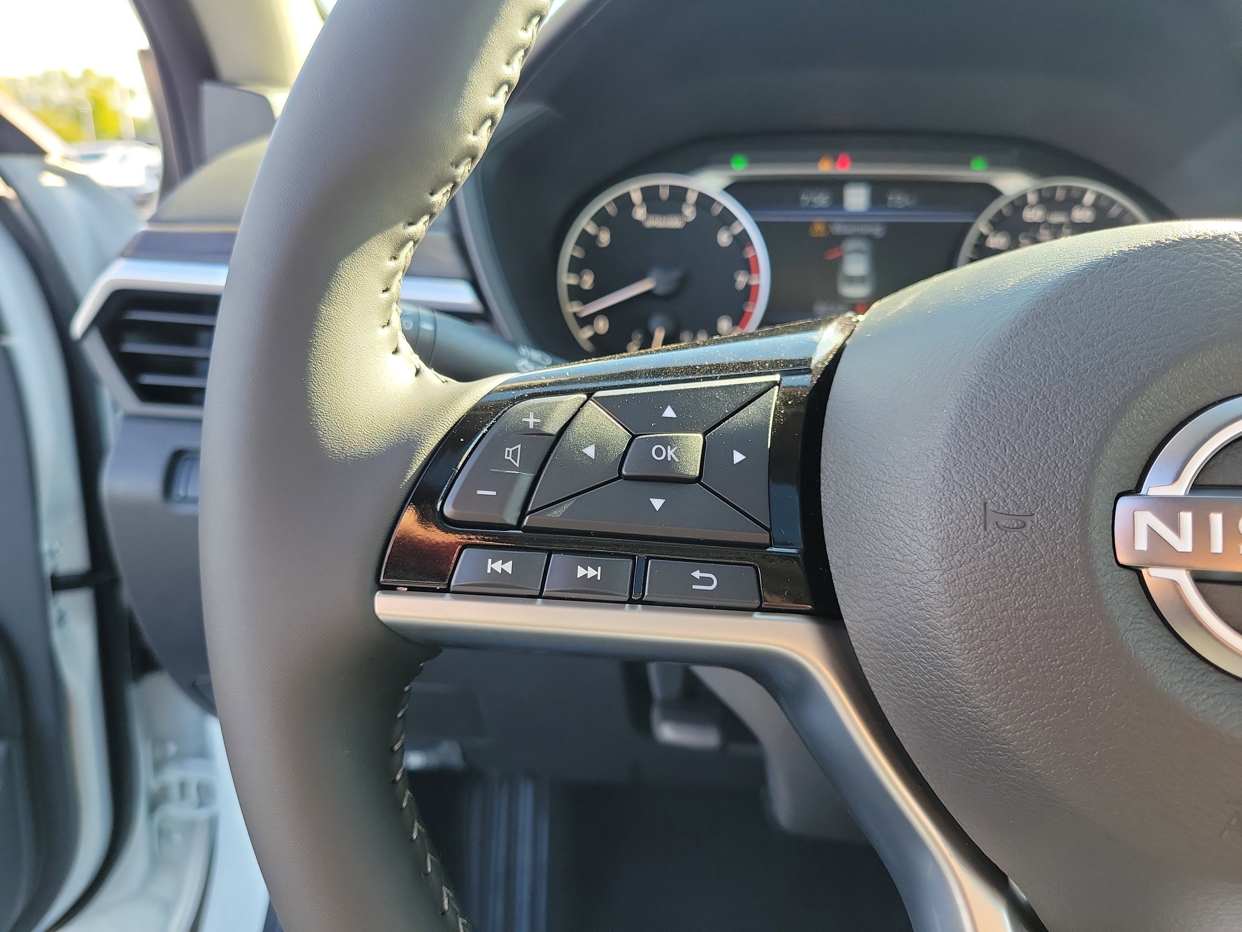 New 2025 Nissan Altima 2.5 SV w/ SV Premium Package image 22