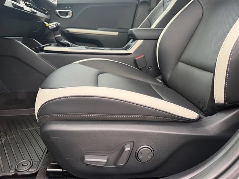 New 2026 Kia K4 GT-Line Turbo FWD image 11