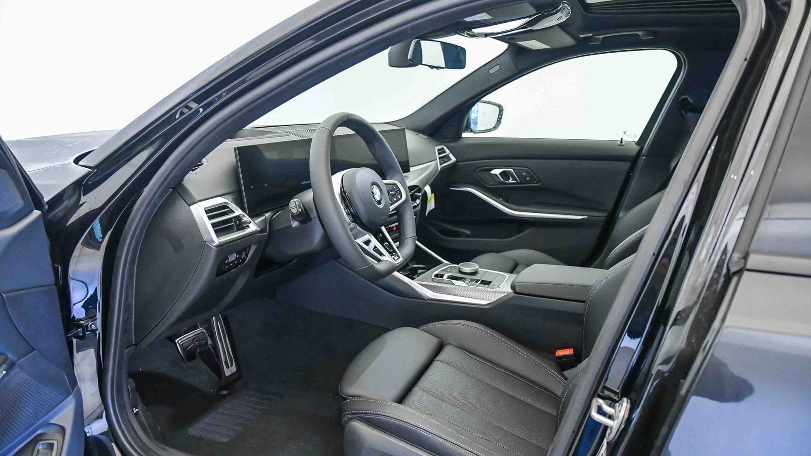 New 2026 BMW 330i Sedan w/ M Sport Package image 20