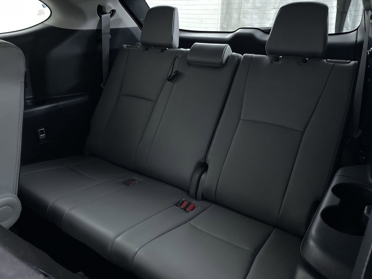 Used 2021 Toyota Highlander Platinum image 23