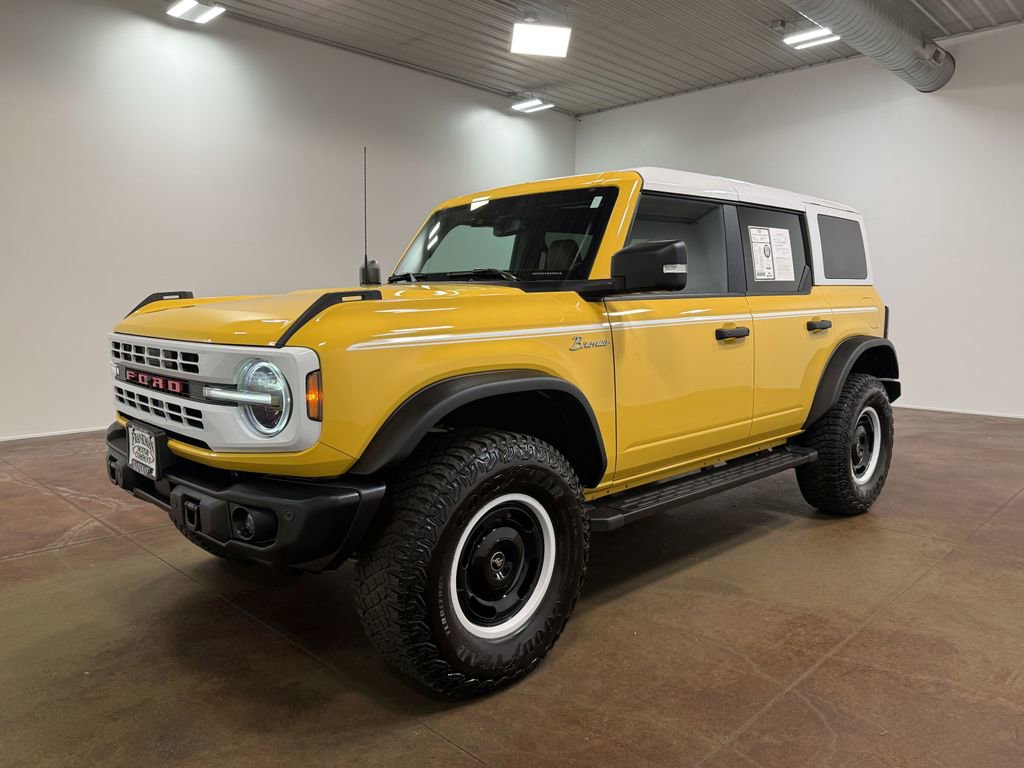 Used 2023 Ford Bronco Heritage Edition image 39
