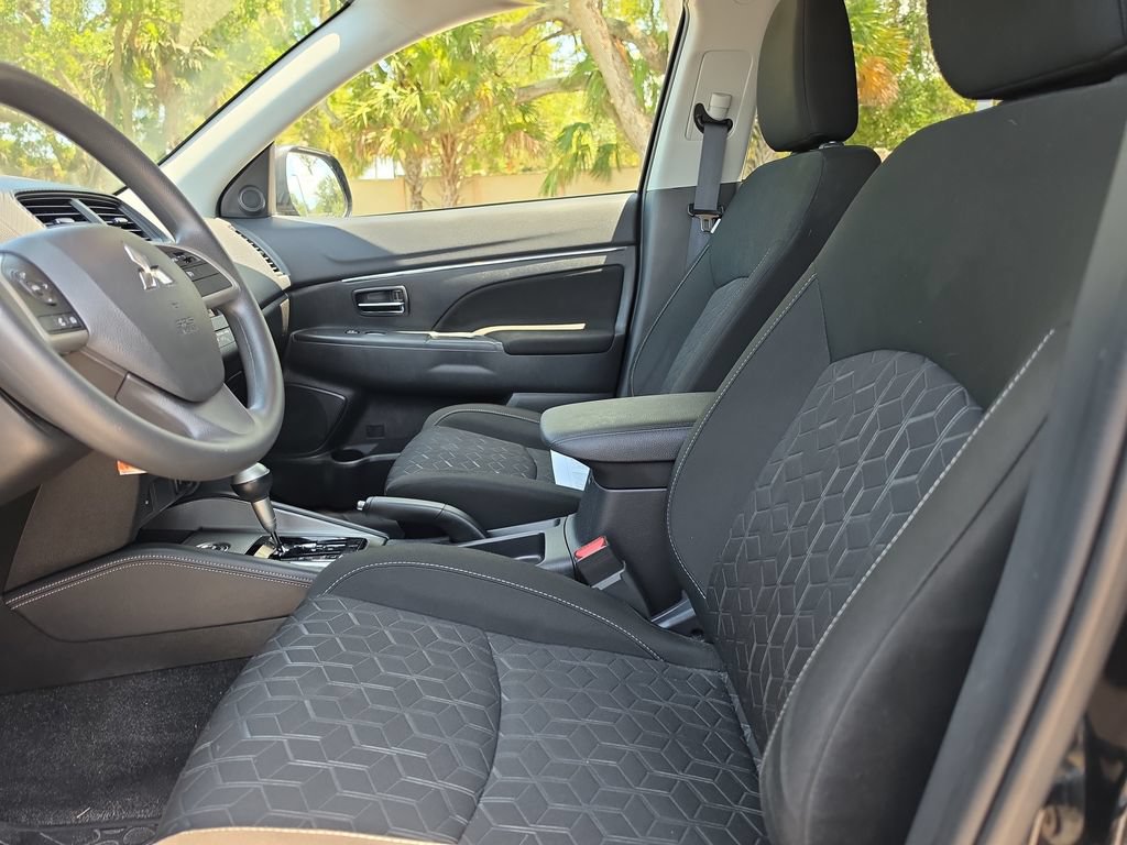 Used 2024 Mitsubishi Outlander Sport ES AWD/4WD image 14