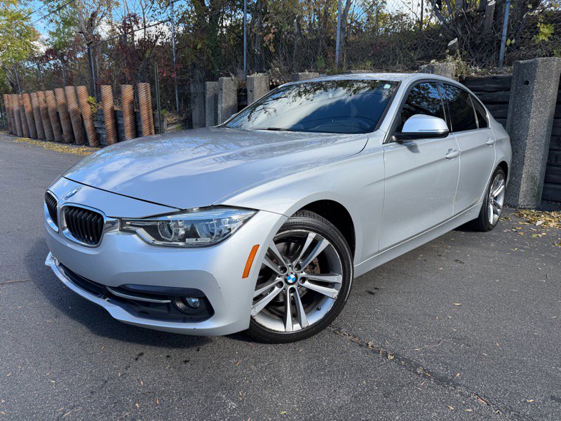Used 2018 BMW 330i Sedan image 5