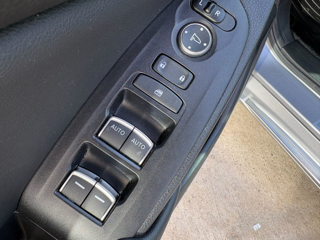 Certified 2021 Honda Accord Touring image 12