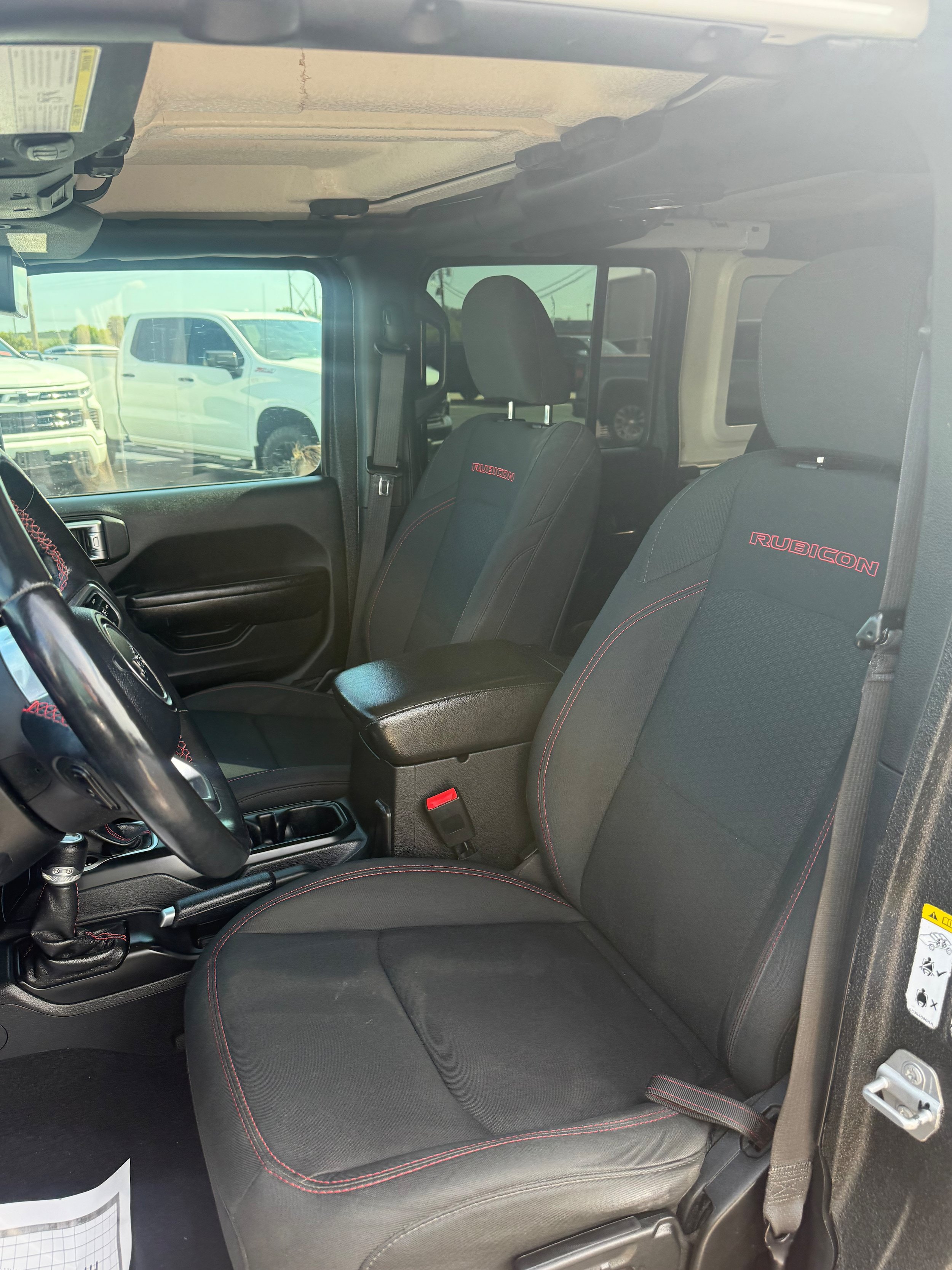 Used 2018 Jeep Wrangler Unlimited Rubicon AWD/4WD image 10