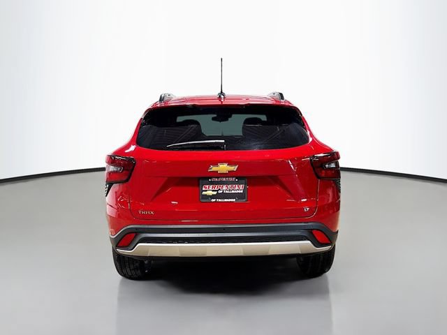New 2026 Chevrolet Trax LT w/ Driver Confidence Package FWD image 7