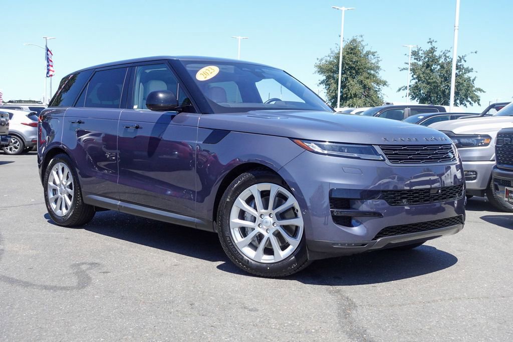 Used 2023 Land Rover Range Rover Sport SE AWD/4WD image 2