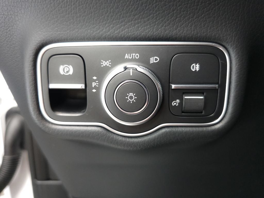 Certified 2025 Mercedes-Benz G 550 image 10