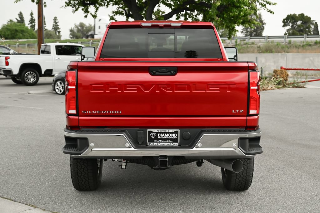 New 2026 Chevrolet Silverado 2500 LTZ w/ LTZ Convenience Package AWD/4WD image 5