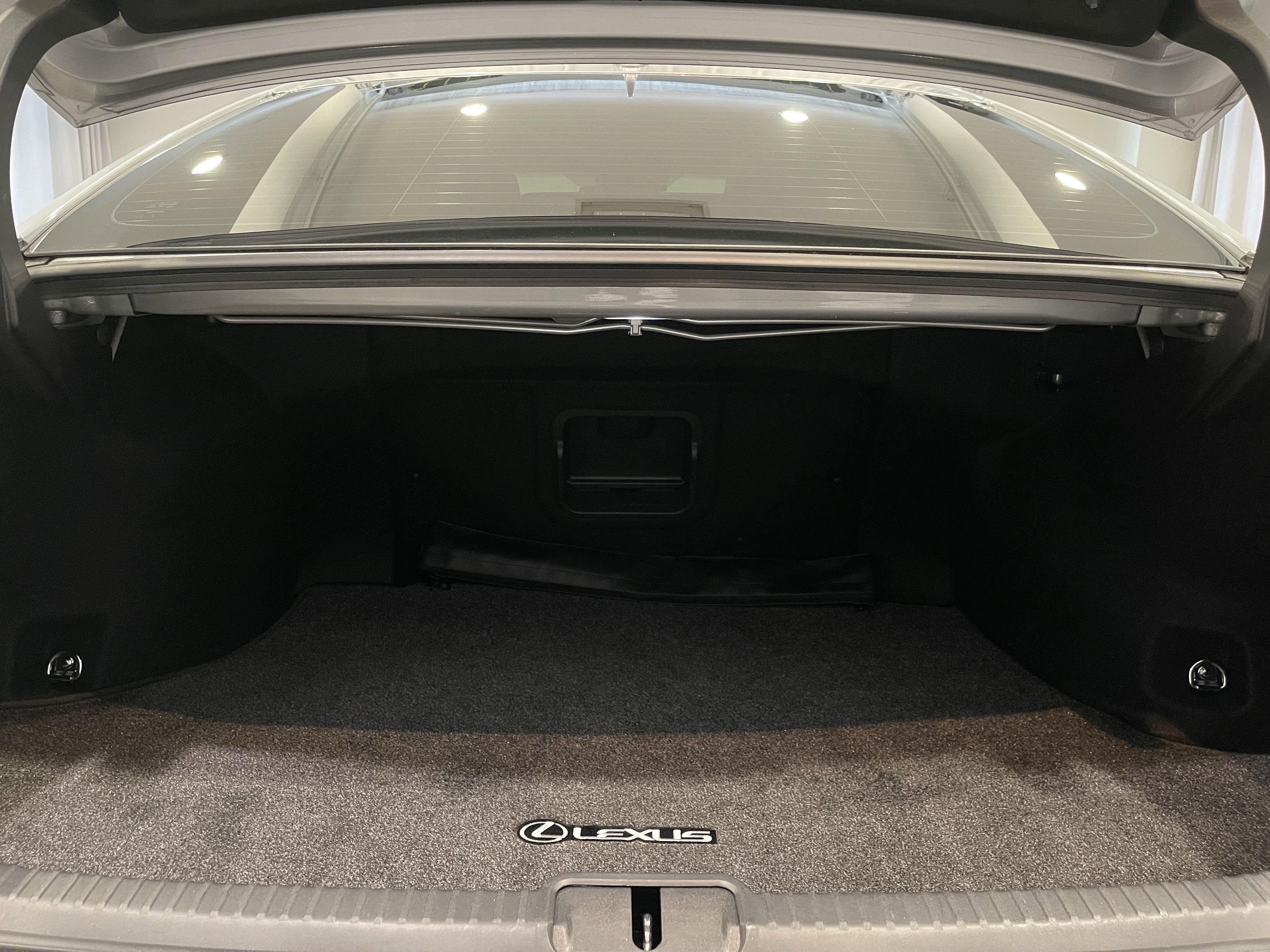 Used 2022 Lexus ES 350 w/ Premium Package image 27