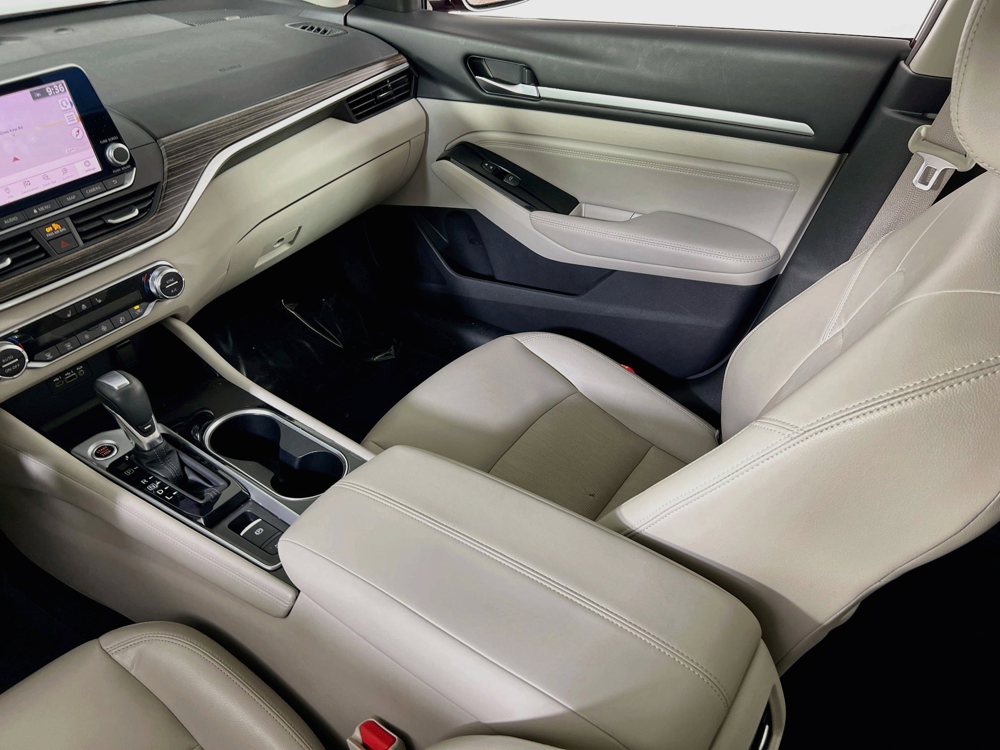 Used 2020 Nissan Altima 2.5 SL FWD image 24