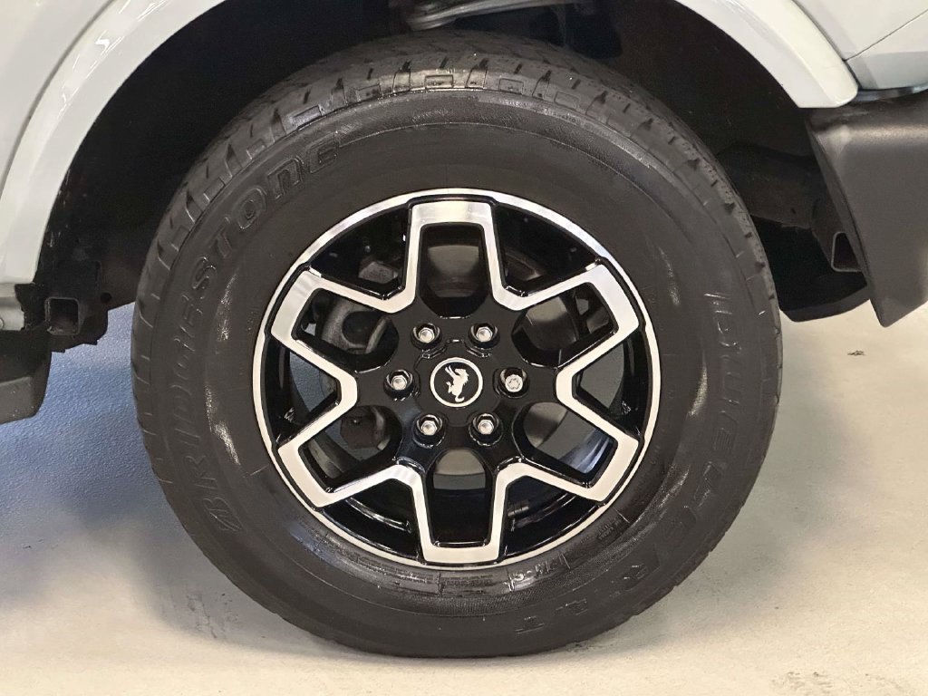 Used 2022 Ford Bronco Outer Banks AWD/4WD image 8