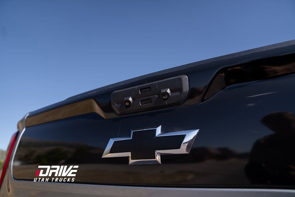 Used 2024 Chevrolet Silverado 1500 ZR2 w/ Technology Package image 17