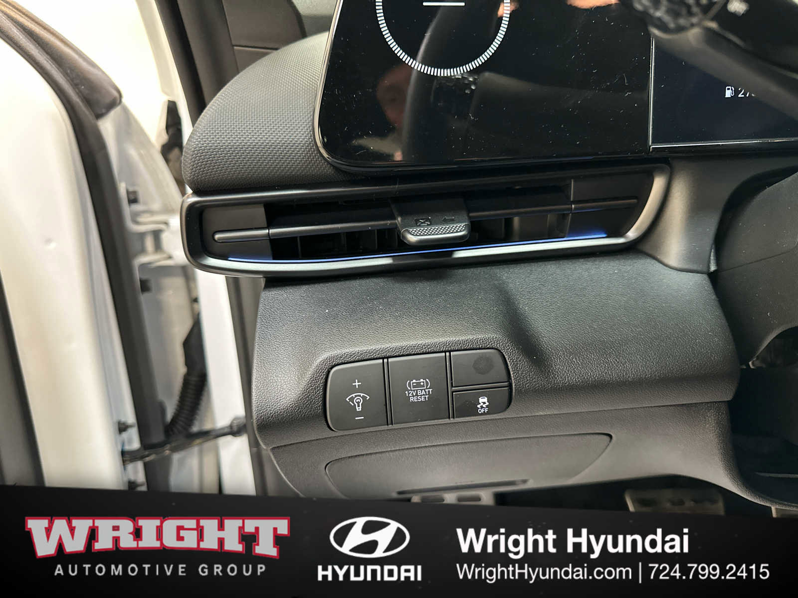 Used 2025 Hyundai Elantra SEL image 23