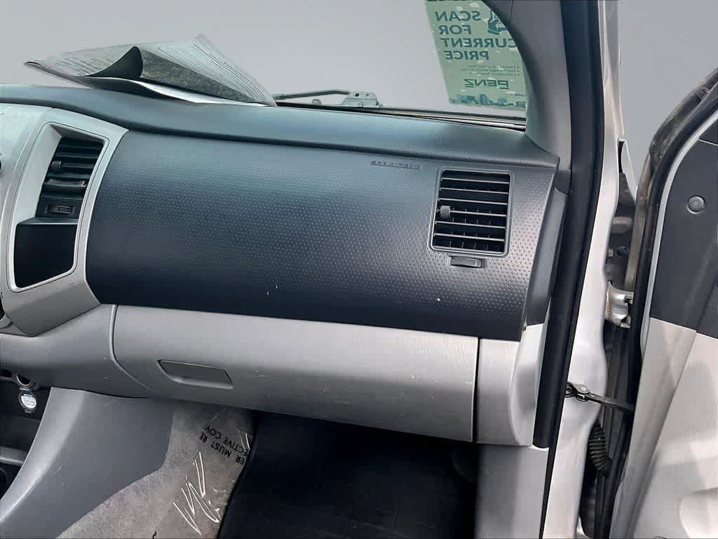 Used 2011 Toyota Tacoma 4x4 Double Cab w/ SR5 Pkg #2 image 27