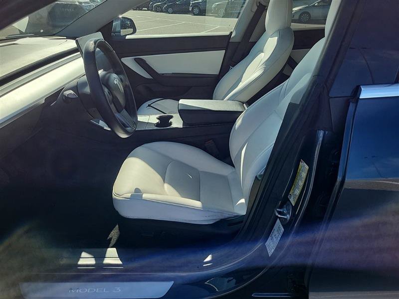 Used 2019 Tesla Model 3 Long Range RWD image 3