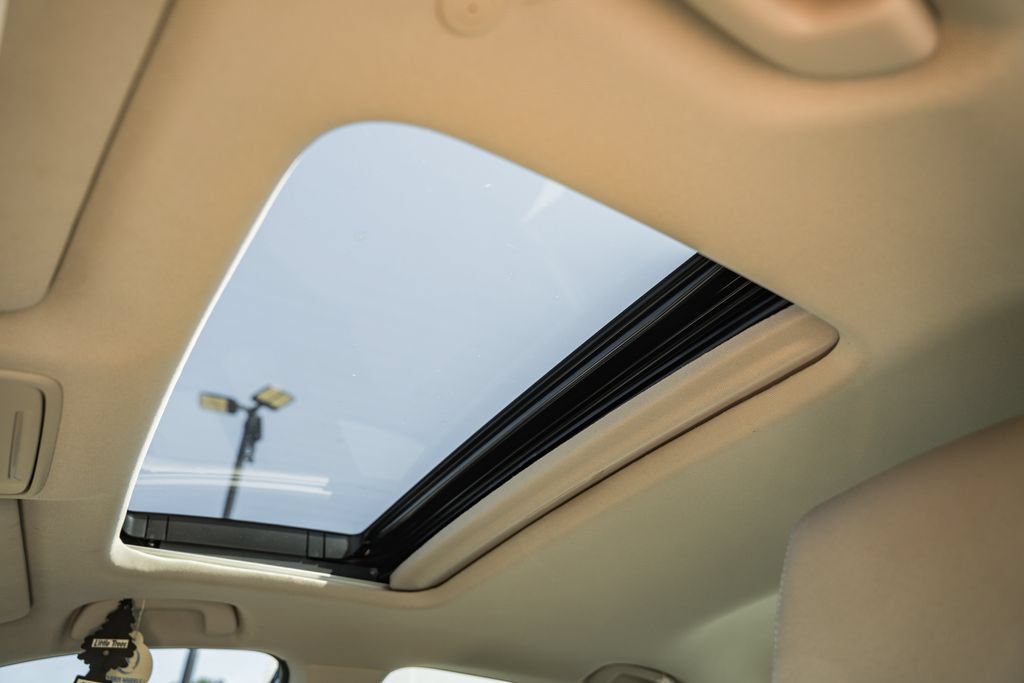 Used 2024 Honda Accord EX image 38