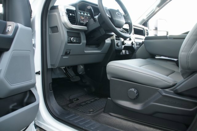 New 2026 Ford F350 XL image 18