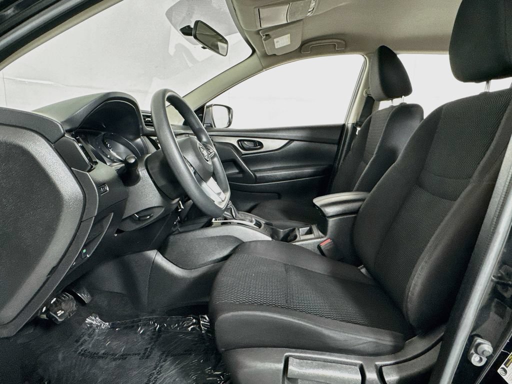 Used 2019 Nissan Rogue Sport S AWD/4WD image 9