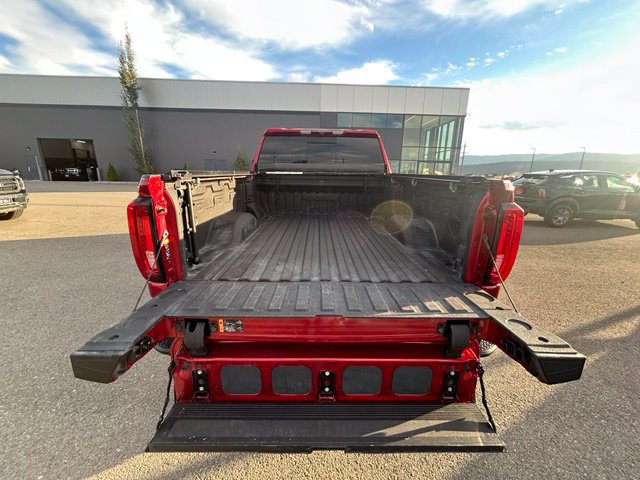 Used 2022 GMC Sierra 3500 AT4 w/ AT4 Preferred Package AWD/4WD image 12