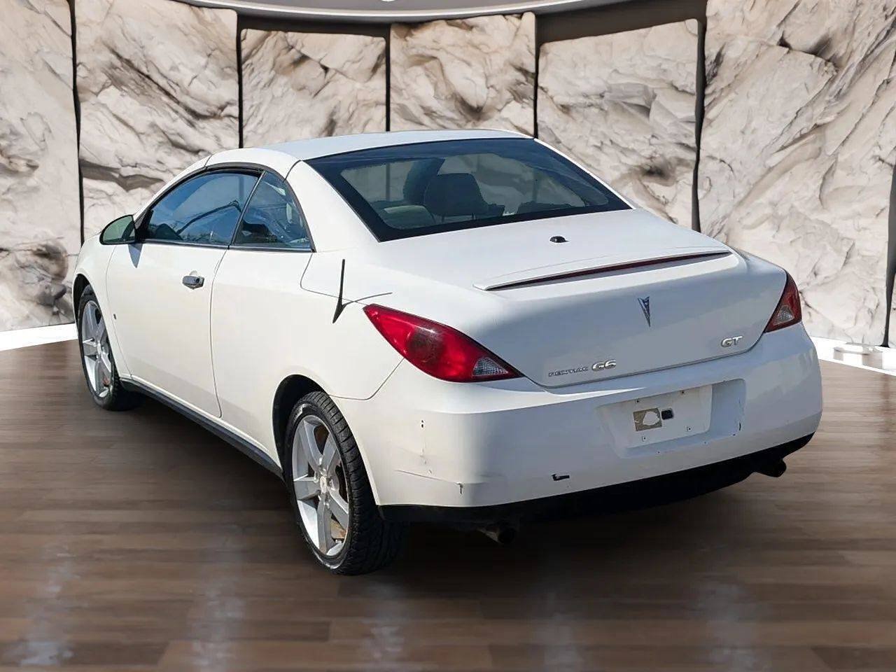 Used 2007 Pontiac G6 GT w/ Sport Package FWD image 8