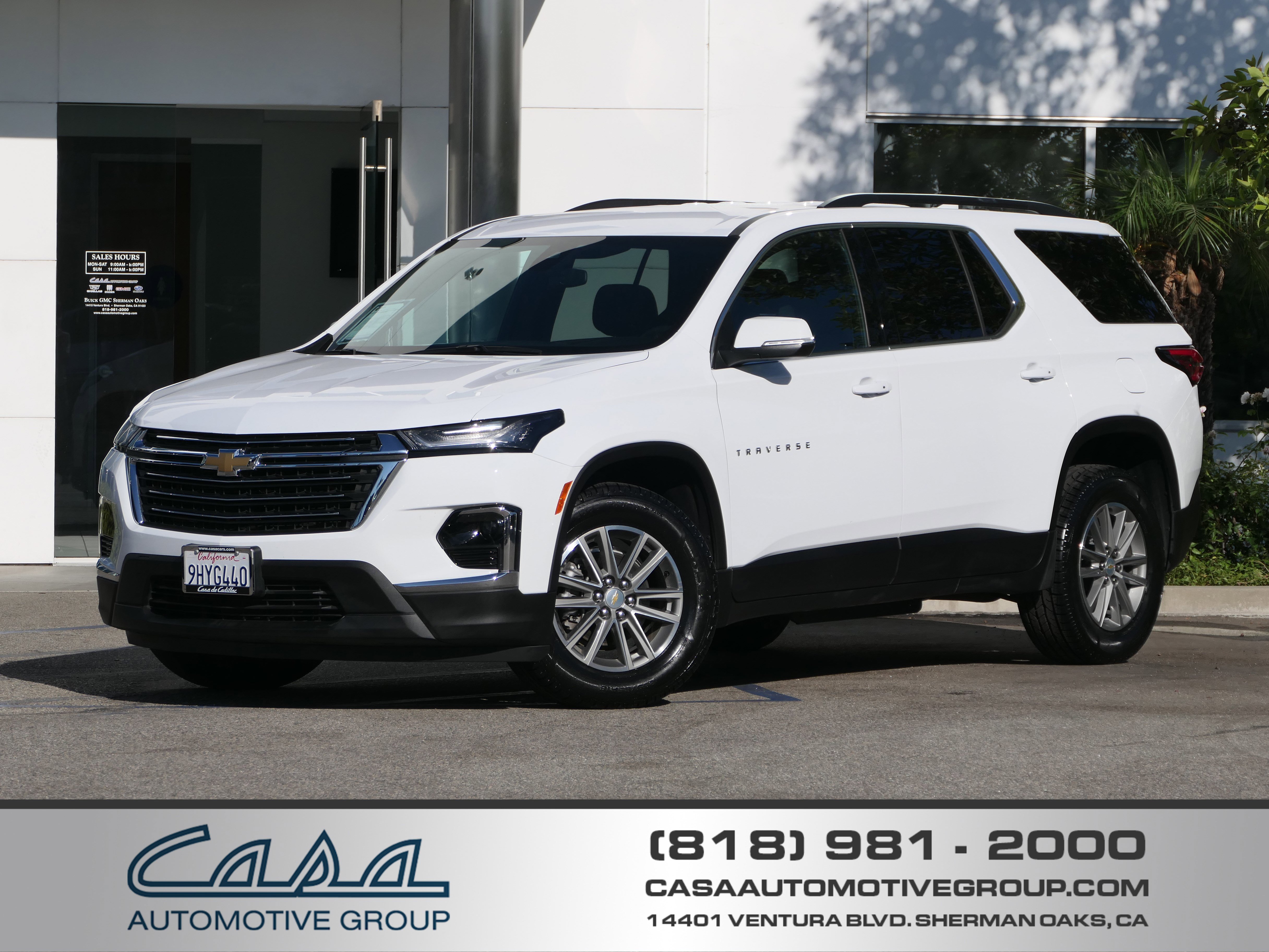 Used 2023 Chevrolet Traverse LT